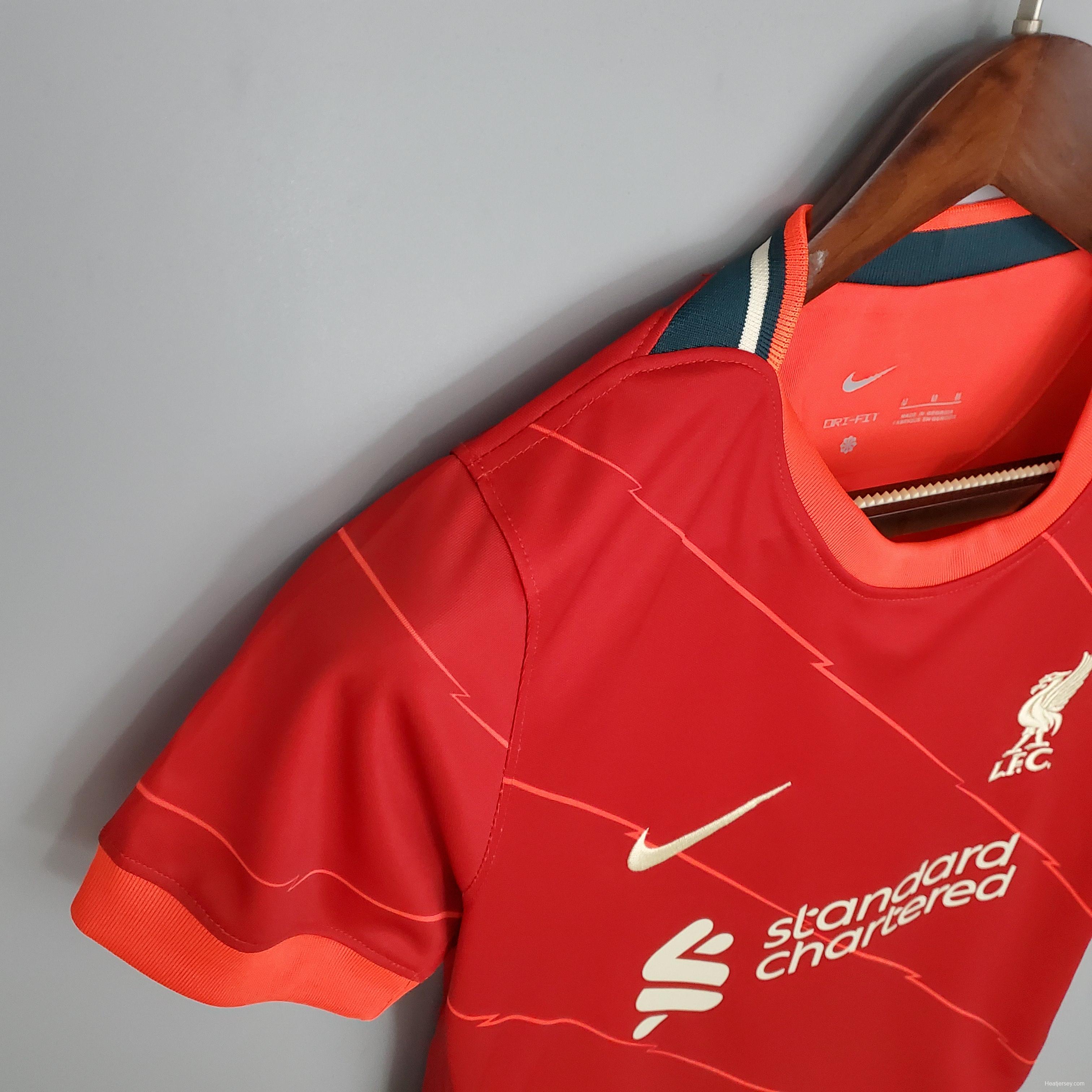 22/22 Women Liverpool Home