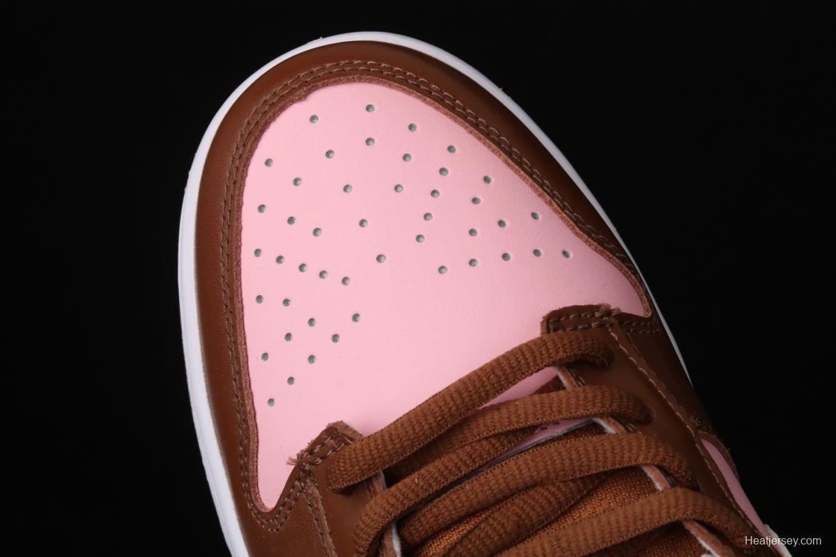 Stussy x SB DUNK Low Pro Cherry cherry pink brown skateboard shoes with low uppers 304292-671