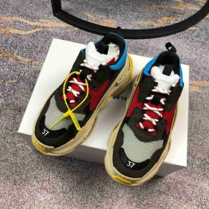 Men/Women Balenciaga Triple S Sneaker Black/Red