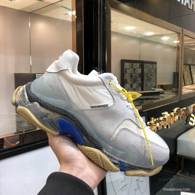 Men/Women Balenciaga Triple S Sneaker Grey