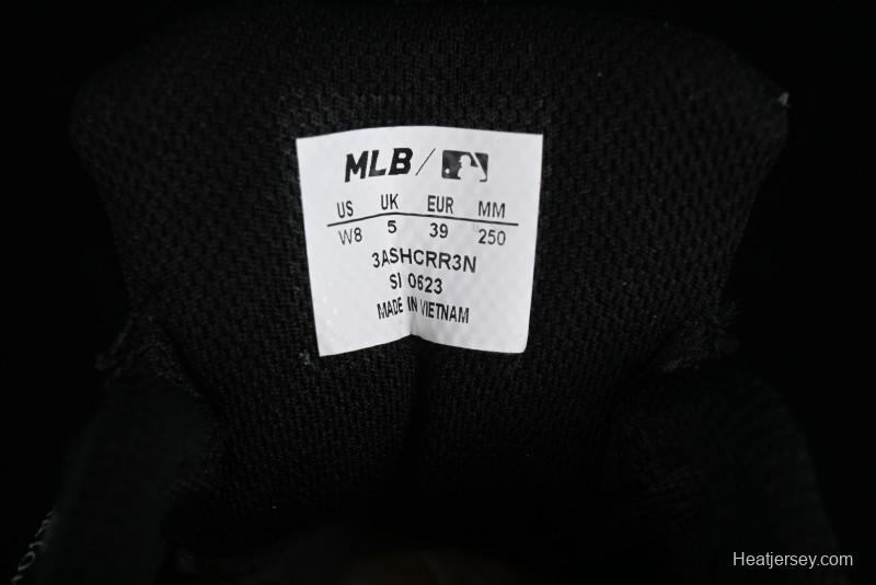 New York Yankees MLB Chunky Runner Lace Lightweight Casual Sneakers - 3ASHCRR3N50BKS