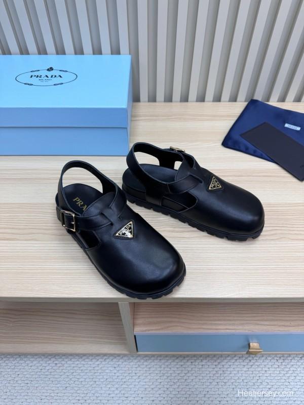 2025 Women Prada Black Leather Clog LY00280